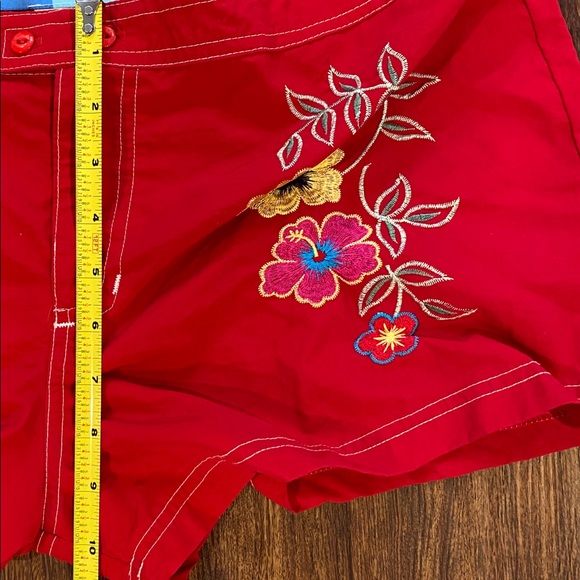 dELiA*s | Embroidered shorts - Picture 4 of 9